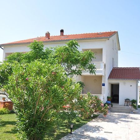 Apartments Smilja Ljubač Екстериор снимка