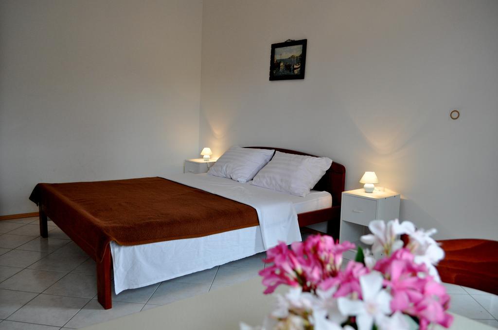 Apartments Smilja Ljubač Екстериор снимка