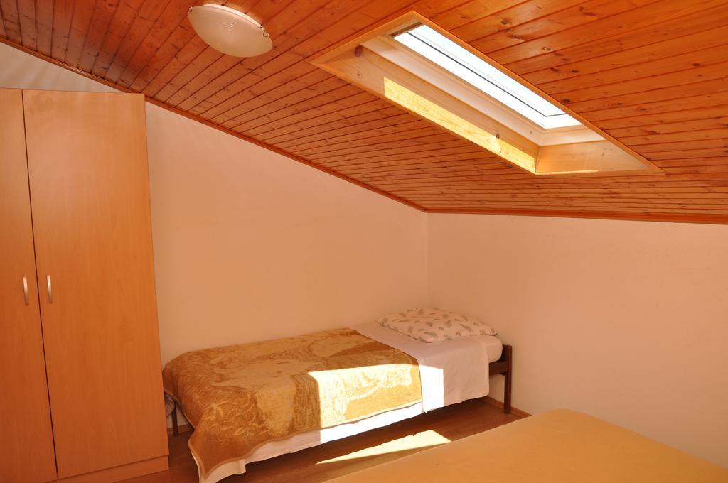 Apartments Smilja Ljubač Екстериор снимка