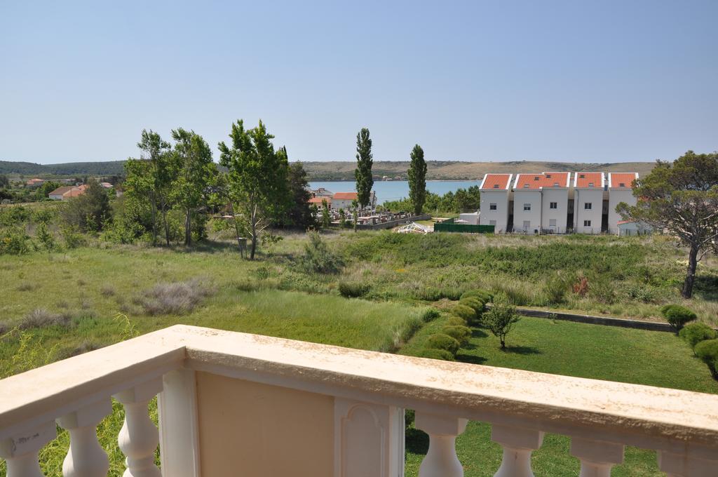 Apartments Smilja Ljubač Екстериор снимка