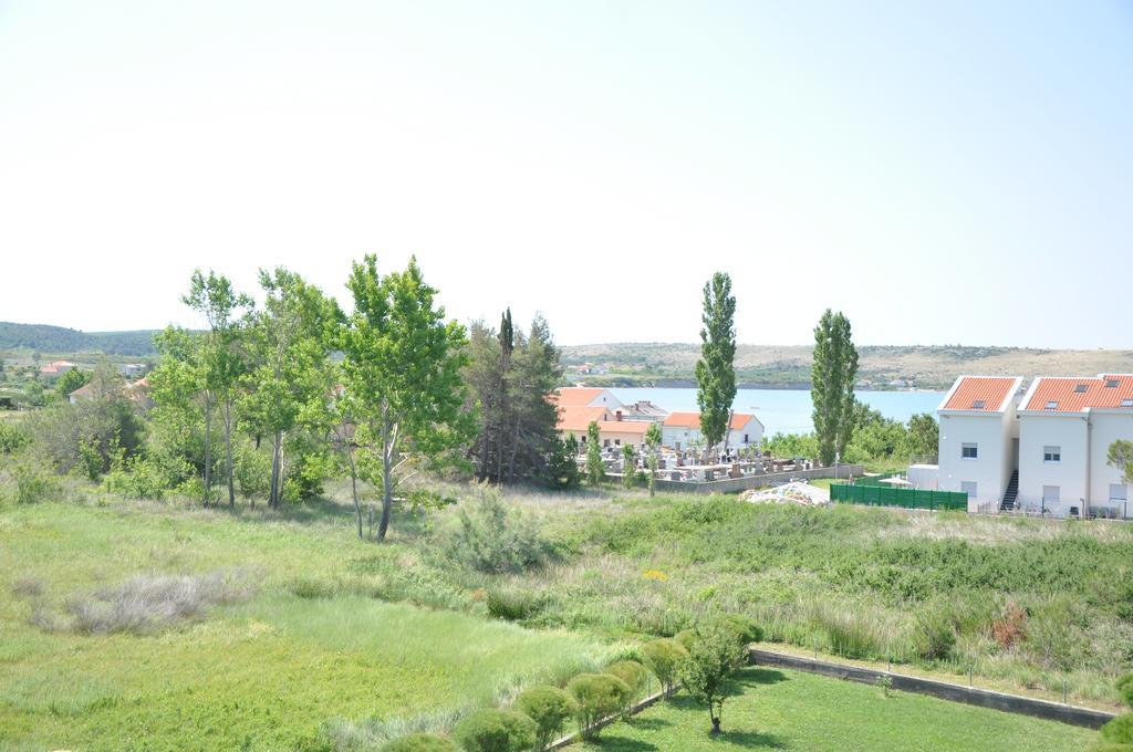 Apartments Smilja Ljubač Екстериор снимка